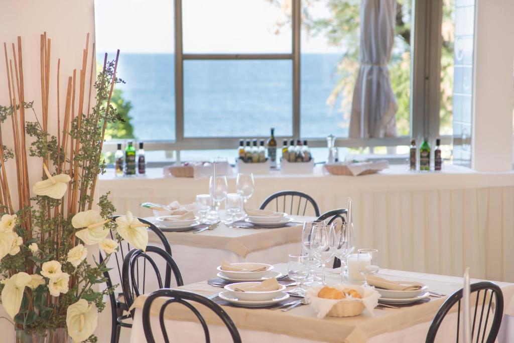 Hotel Adler Gabicce Mare Buitenkant foto