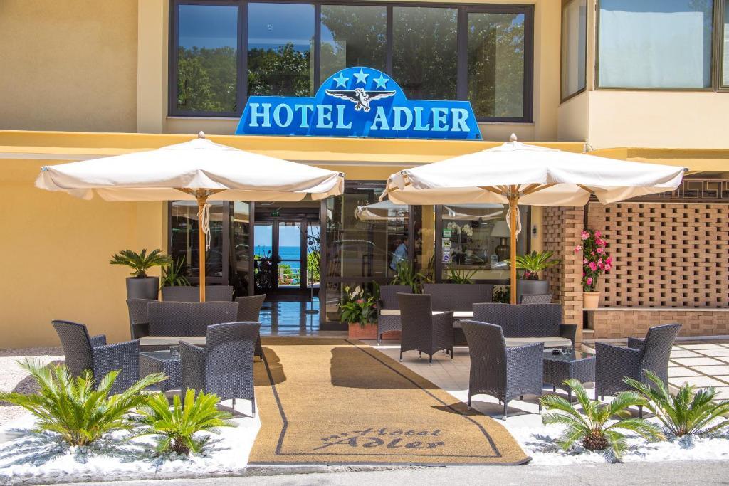 Hotel Adler Gabicce Mare Buitenkant foto