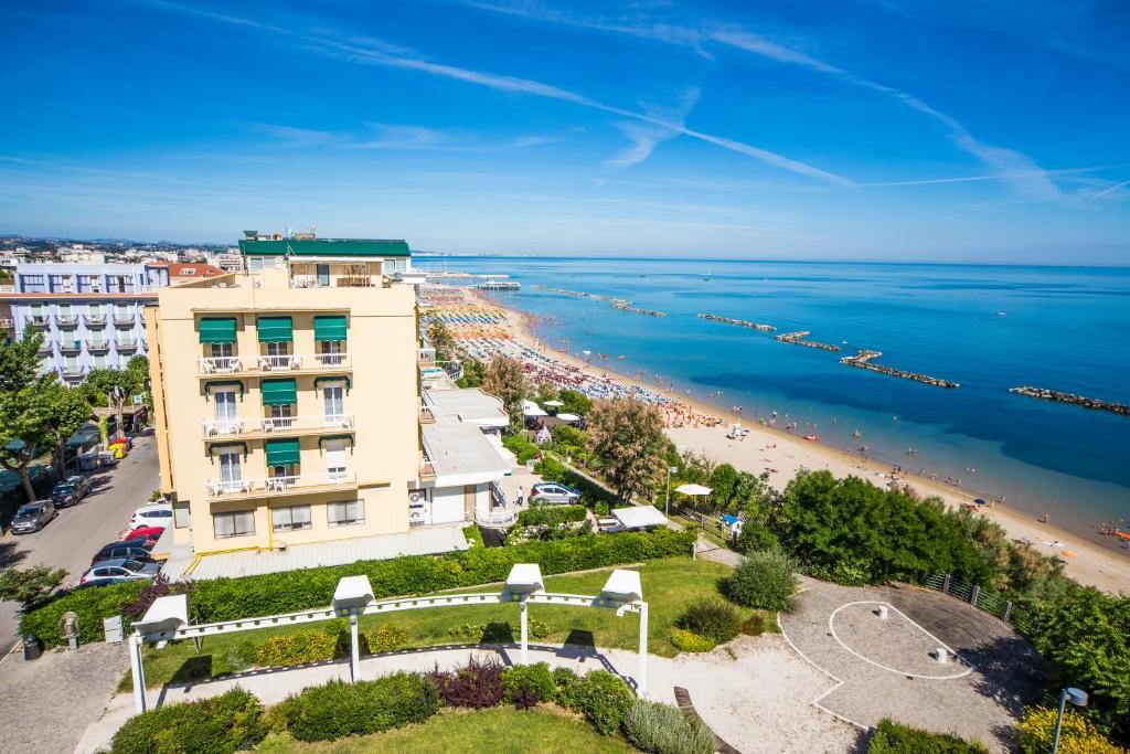 Hotel Adler Gabicce Mare Buitenkant foto